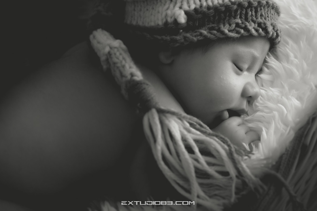 REPORTAJE NEWBORN MARIO EXTUDIO 83  115 EXTUDIO83 PLASENNCIA