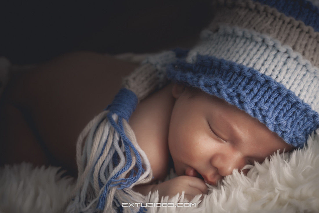 REPORTAJE NEWBORN MARIO EXTUDIO 83  116 EXTUDIO83 PLASENNCIA