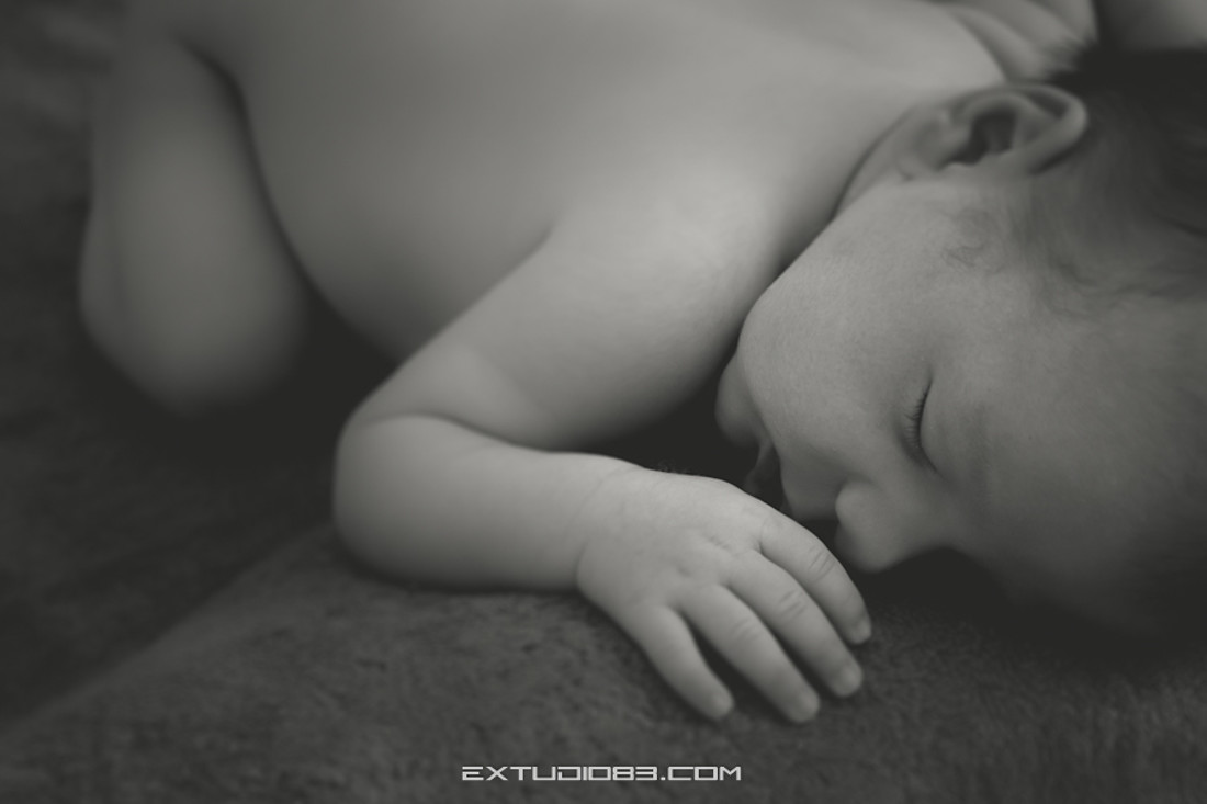 REPORTAJE NEWBORN MARIO EXTUDIO 83  120 EXTUDIO83 PLASENNCIA