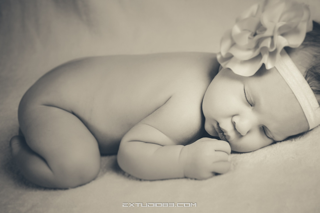 REPORTAJE NEWBORN DANIELA EXTUDIO 83  134 EXTUDIO83 PLASENNCIA